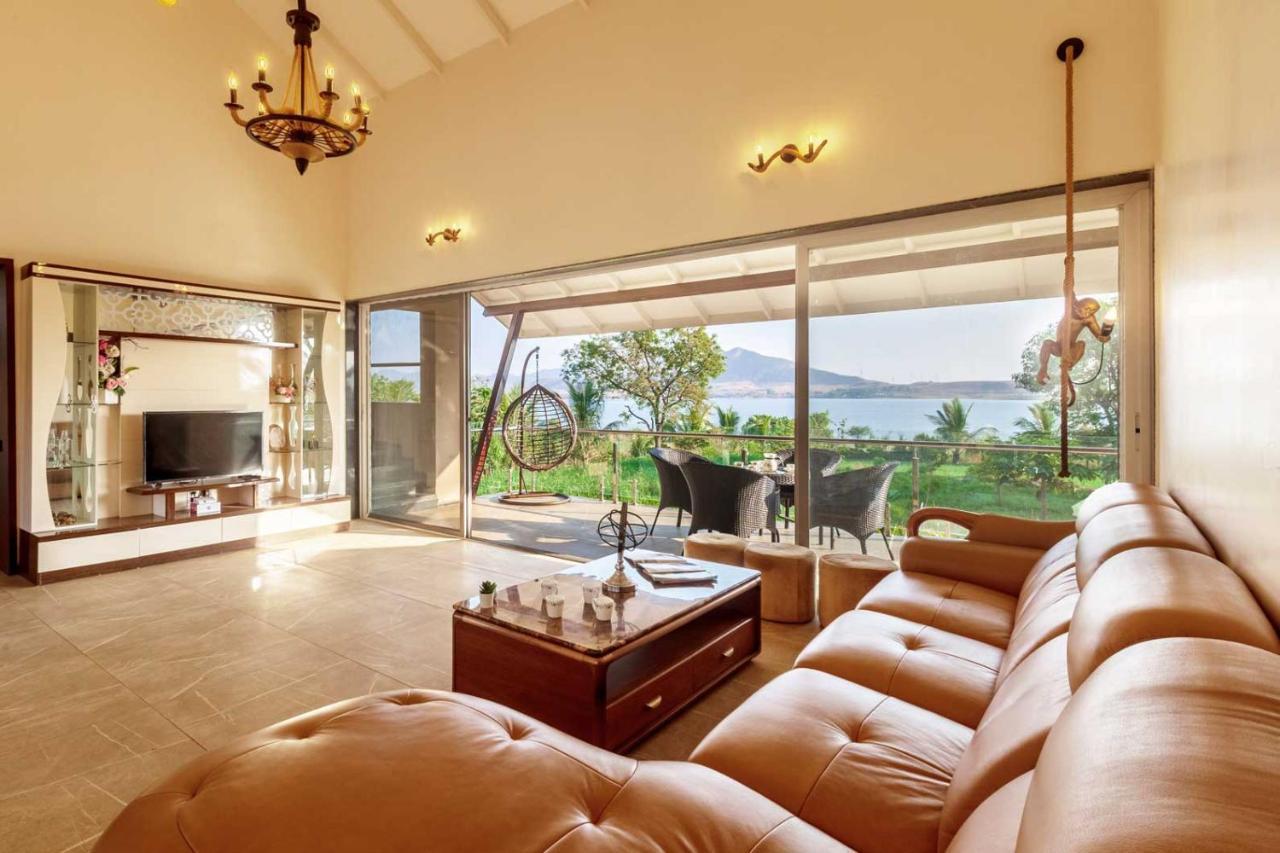 Luna Villa By Stayvista - Lakeside Charm With Terrace, Lush Lawn & Modern Decor Nashik Luaran gambar