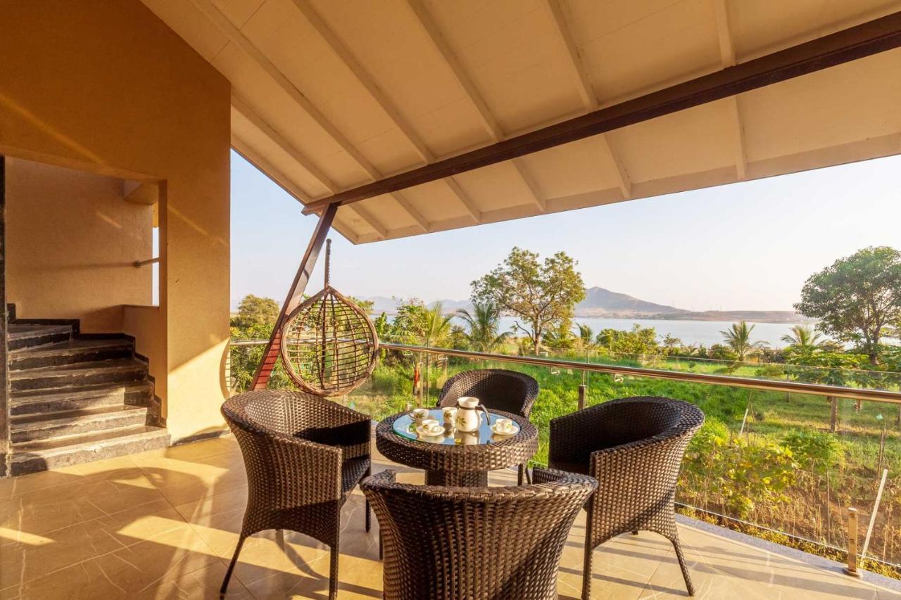 Luna Villa By Stayvista - Lakeside Charm With Terrace, Lush Lawn & Modern Decor Nashik Luaran gambar