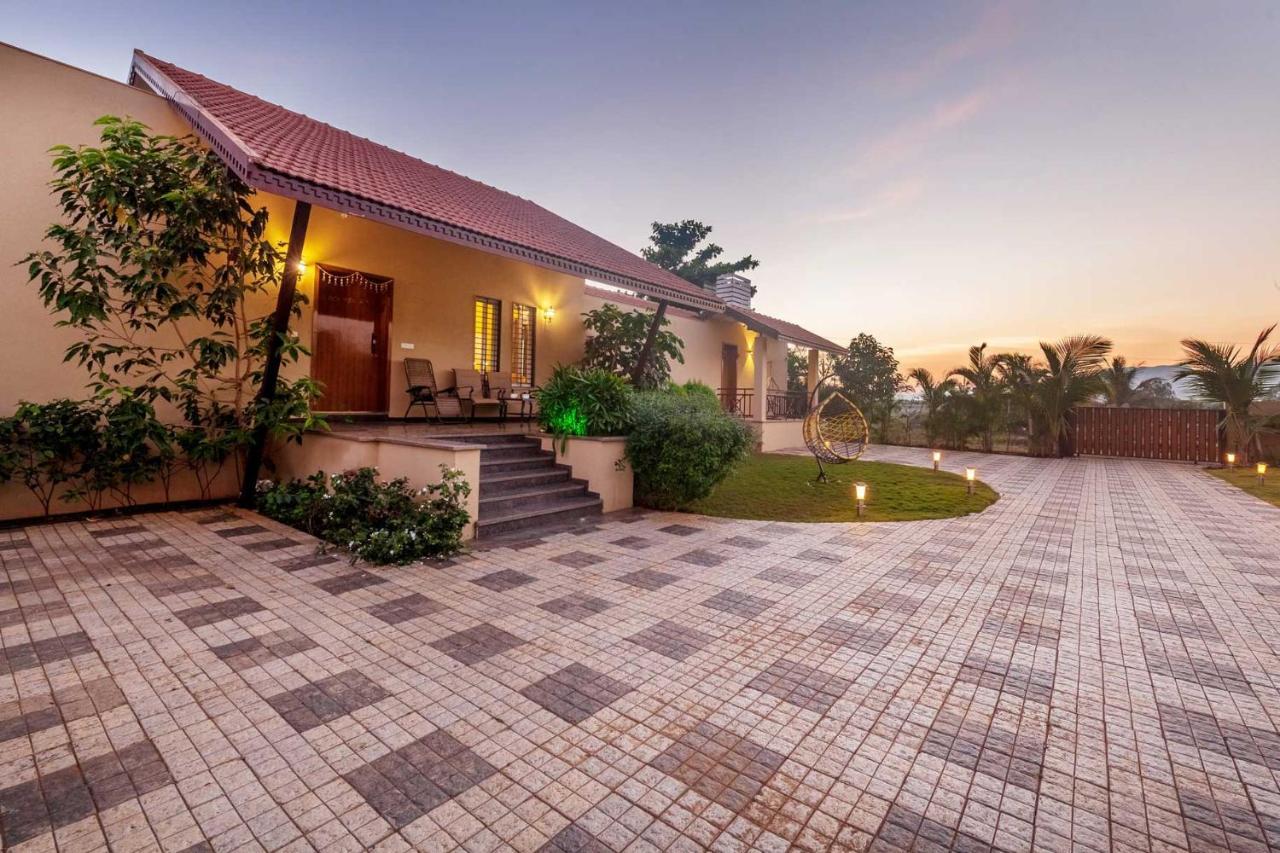 Luna Villa By Stayvista - Lakeside Charm With Terrace, Lush Lawn & Modern Decor Nashik Luaran gambar