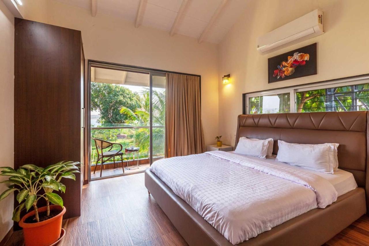 Luna Villa By Stayvista - Lakeside Charm With Terrace, Lush Lawn & Modern Decor Nashik Luaran gambar