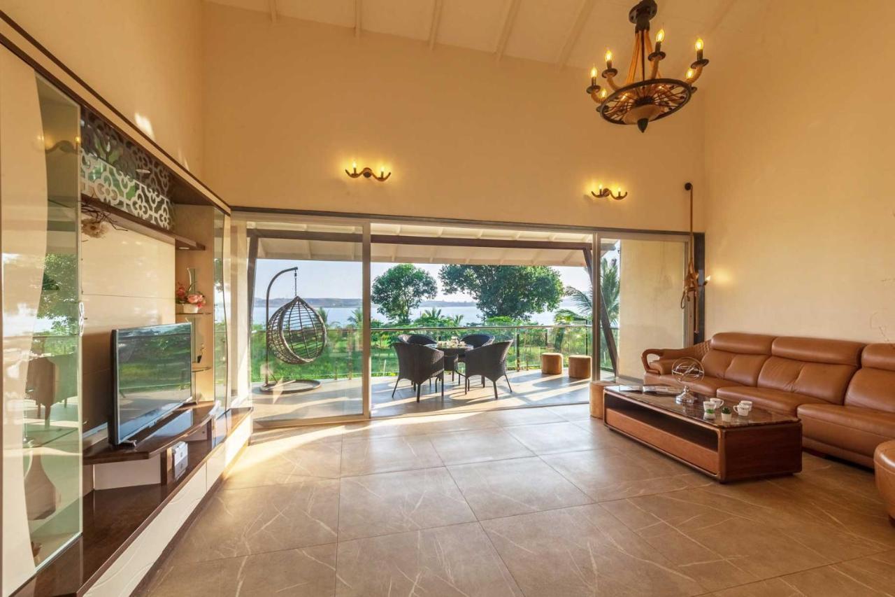Luna Villa By Stayvista - Lakeside Charm With Terrace, Lush Lawn & Modern Decor Nashik Luaran gambar
