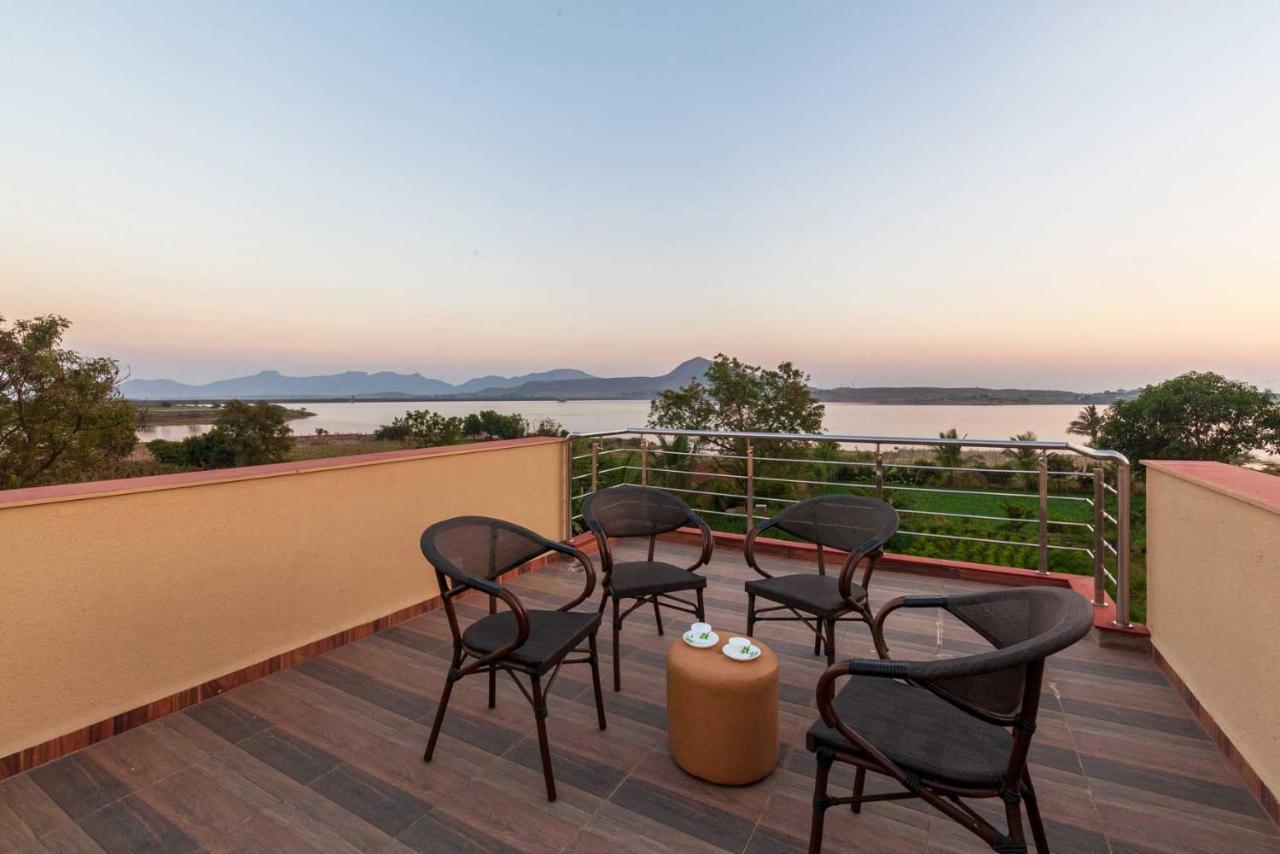 Luna Villa By Stayvista - Lakeside Charm With Terrace, Lush Lawn & Modern Decor Nashik Luaran gambar