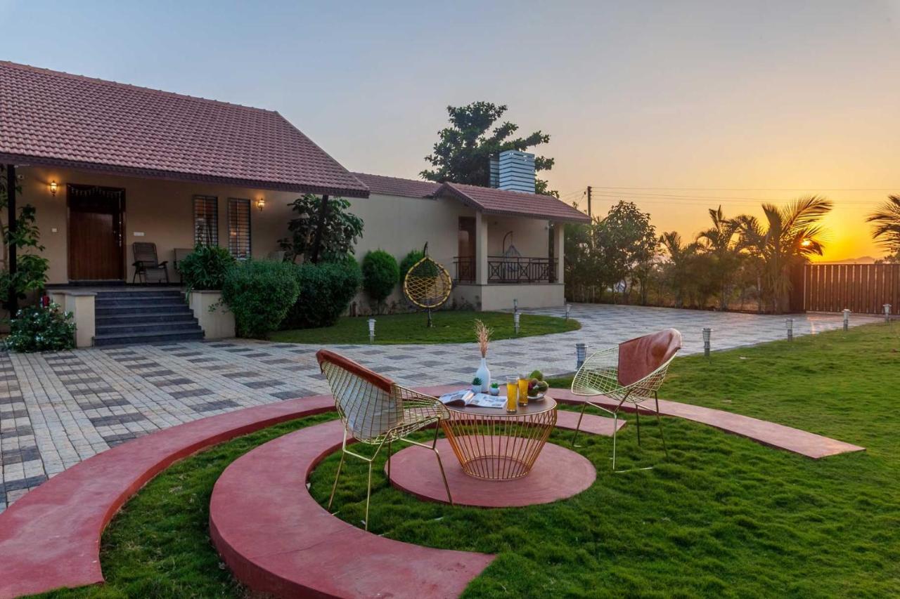 Luna Villa By Stayvista - Lakeside Charm With Terrace, Lush Lawn & Modern Decor Nashik Luaran gambar